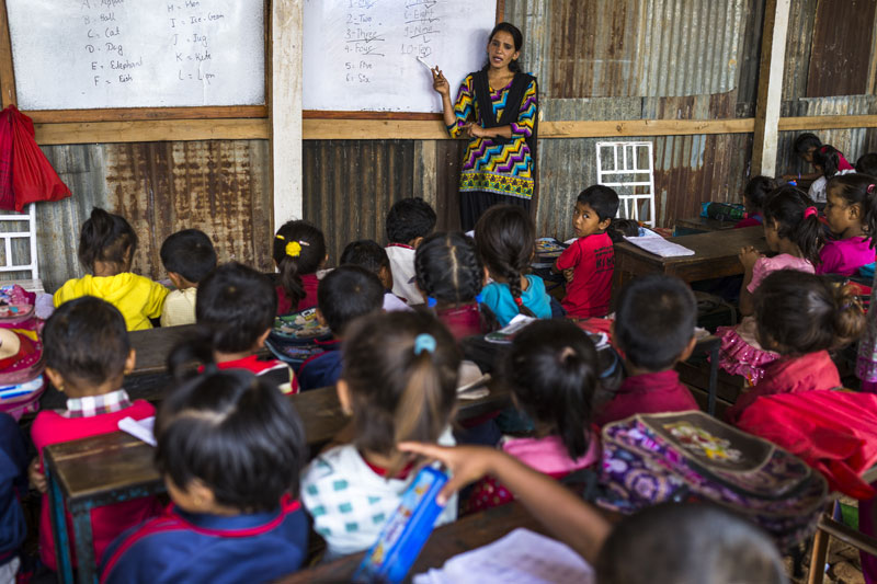 Teach teaching in temporary accommodations in Sindhupalchow, Nepal